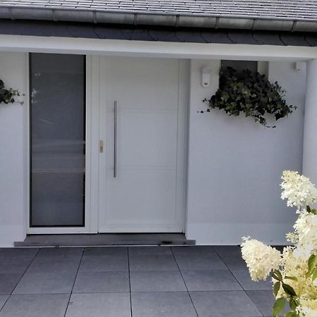 Villa Des Iles Lacuisine Exterior photo