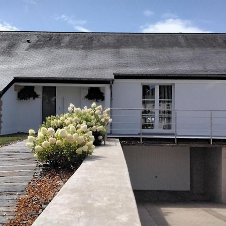 Villa Des Iles Lacuisine Exterior photo